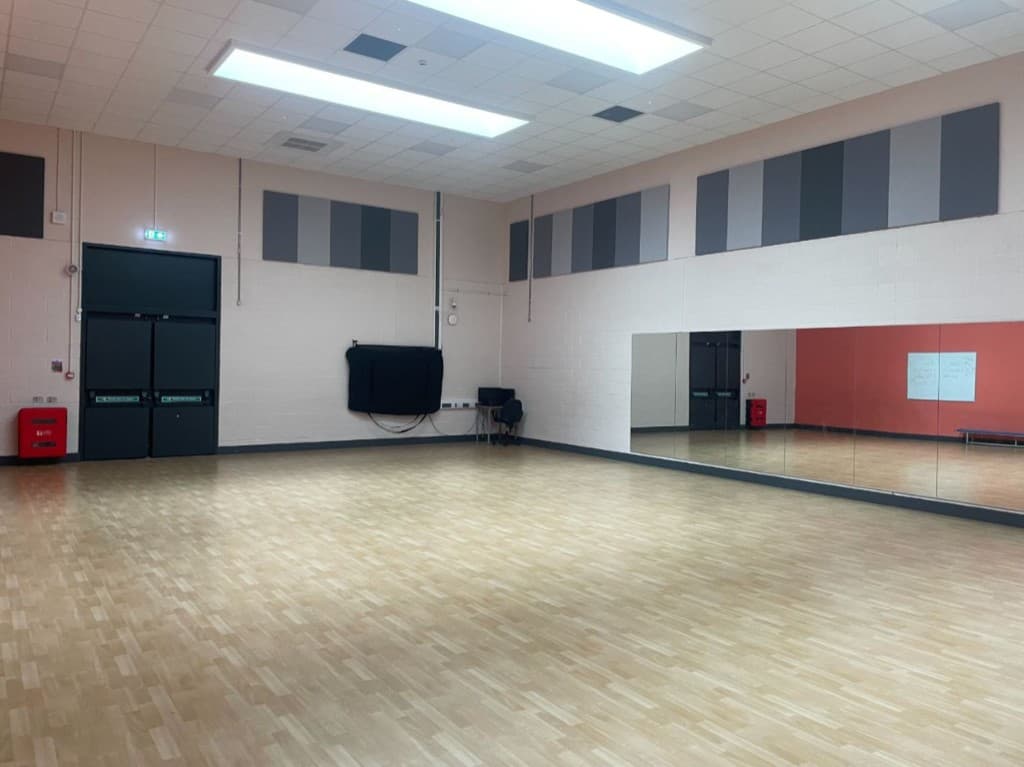 Dance class studio space in Hayes with full mirror wall